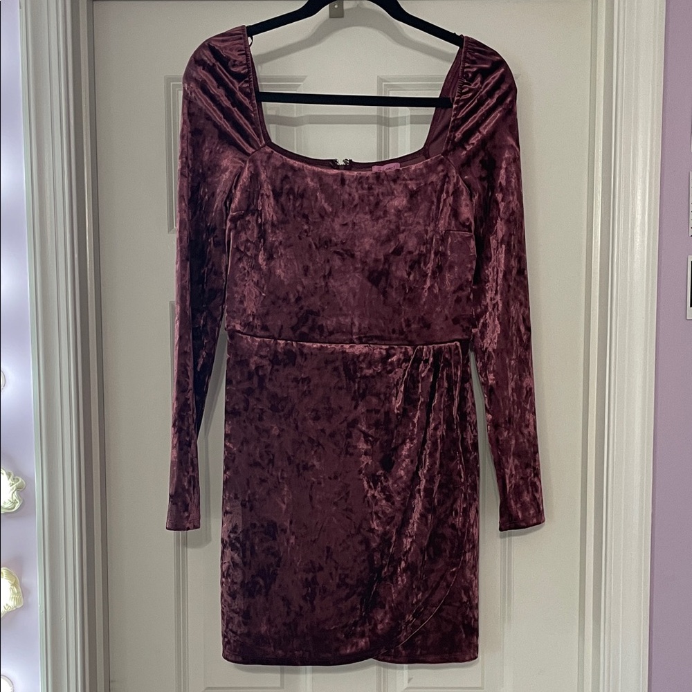 Mi Ami by Francesca's: Crushed Velvet Long Sleeve Dress with Square Neckline